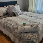 Guest House Located 10 Minutes From Jfk Airport
